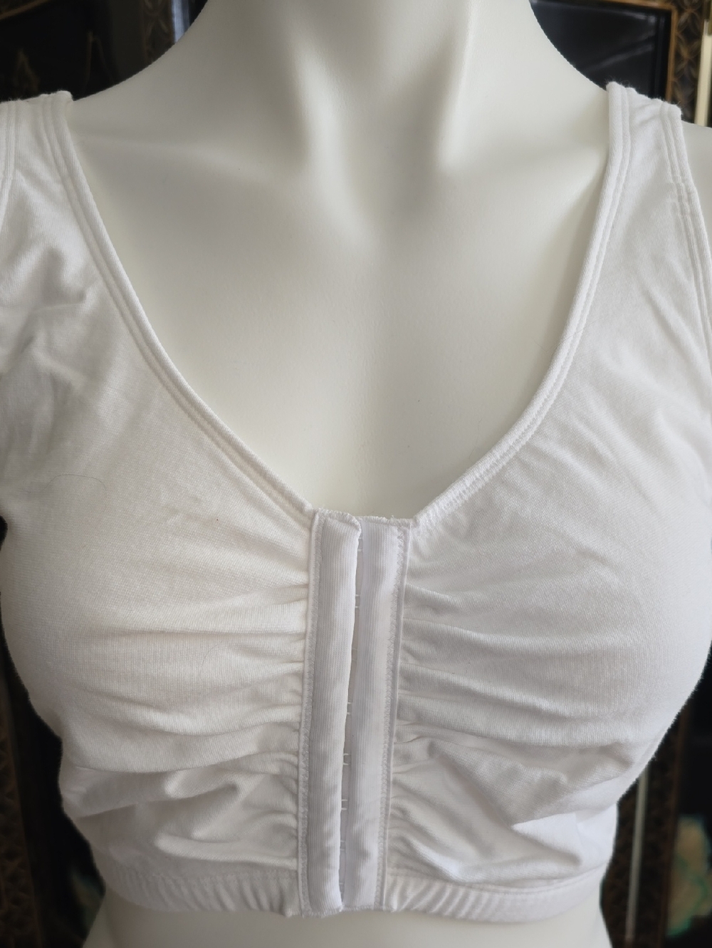 Bestform White Bralette Top - Size 44